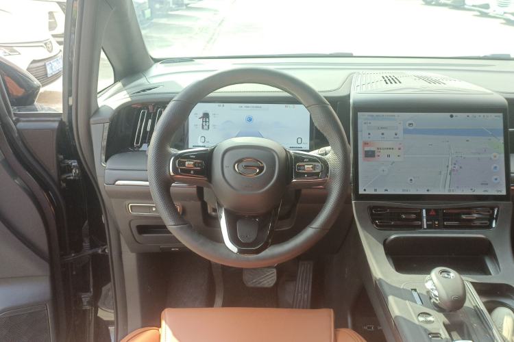 Used GAC Trumpchi M8 2025 Zongshi Series Super Hybrid Edition Steering Wheel