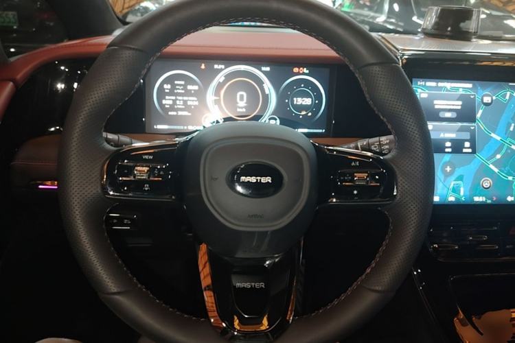 Used GAC Trumpchi M8 2025 Zongshi Series Super Hybrid Edition Steering Wheel