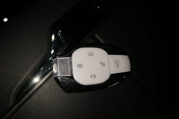 Used GAC Trumpchi M8 2025 Zongshi Series Super Hybrid Edition Vehicle Key