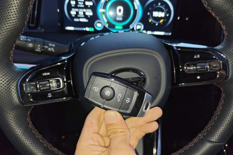 Used GAC Trumpchi M8 2025 Zongshi Series Super Hybrid Edition Vehicle Key