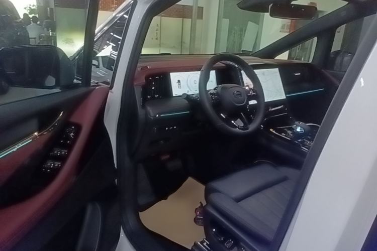 Used GAC Trumpchi M8 2025 Zongshi Series Super Hybrid Edition Driver Seat