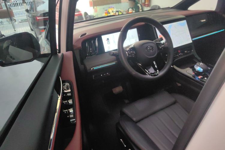 Used GAC Trumpchi M8 2025 Zongshi Series Super Hybrid Edition Driver Seat