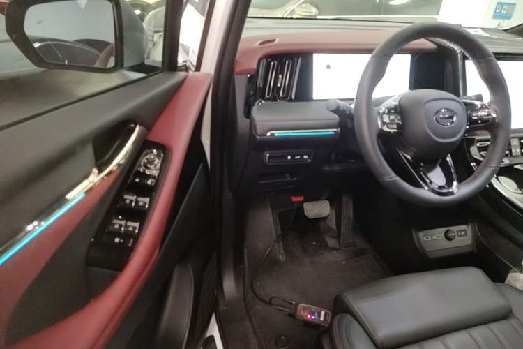 Used GAC Trumpchi M8 2025 Zongshi Series Super Hybrid Edition Driver Seat