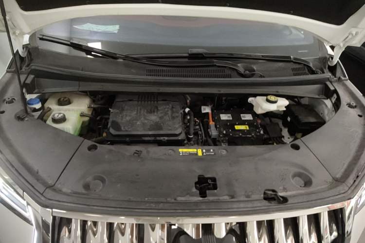 Used GAC Trumpchi M8 2025 Zongshi Series Super Hybrid Edition Engine Bay