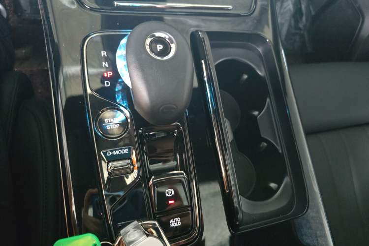 Used GAC Trumpchi M8 2025 Zongshi Series Super Hybrid Edition Gear Lever