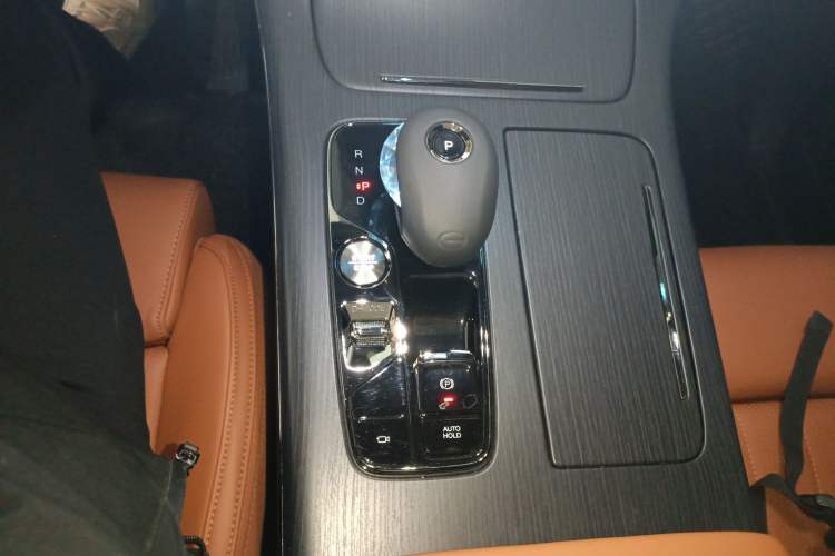 Used GAC Trumpchi M8 2025 Zongshi Series Super Hybrid Edition Gear Lever