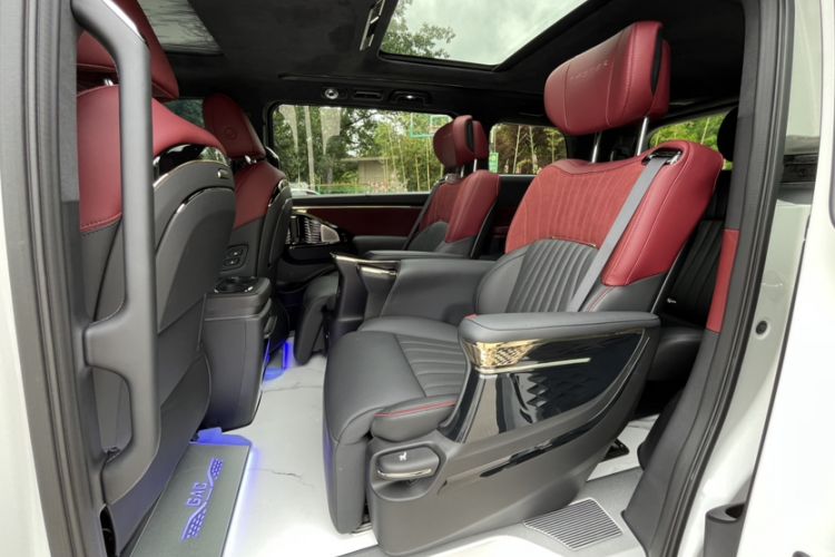Used GAC Trumpchi M8 2025 Zongshi Series Super Hybrid Edition Interior 10