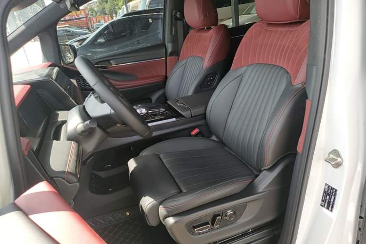 Used GAC Trumpchi M8 2025 Zongshi Series Super Hybrid Edition Left Front Seat