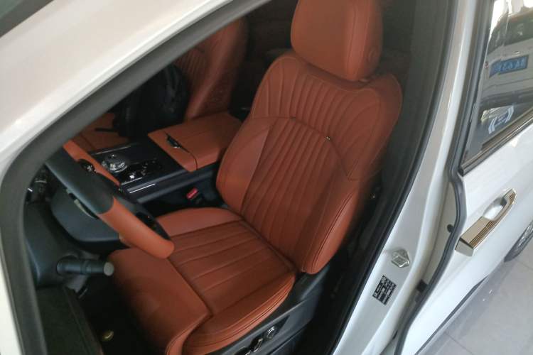 Used GAC Trumpchi M8 2025 Zongshi Series Super Hybrid Edition Left Front Seat