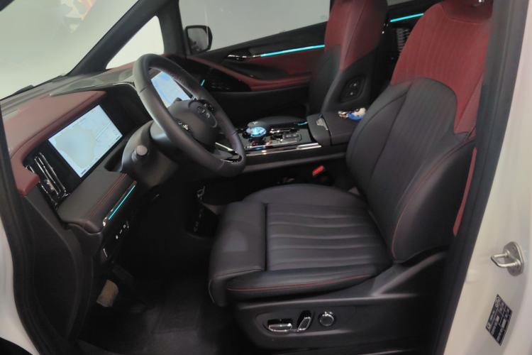Used GAC Trumpchi M8 2025 Zongshi Series Super Hybrid Edition Left Front Seat