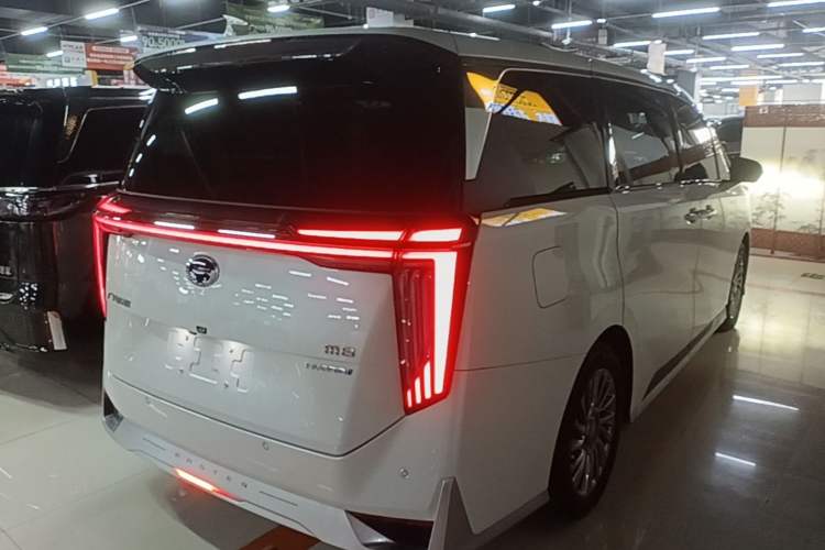 Used GAC Trumpchi M8 2025 Zongshi Series Super Hybrid Edition Rear Right 45 Deg