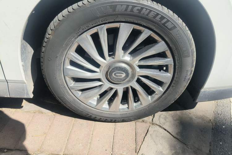 Used GAC Trumpchi M8 2025 Zongshi Series Super Hybrid Edition Right Front Wheel Hub