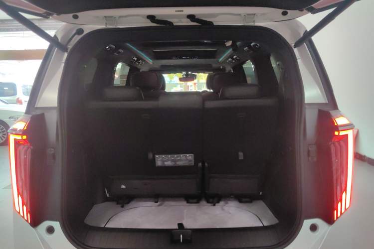 Used GAC Trumpchi M8 2025 Zongshi Series Super Hybrid Edition Trunk