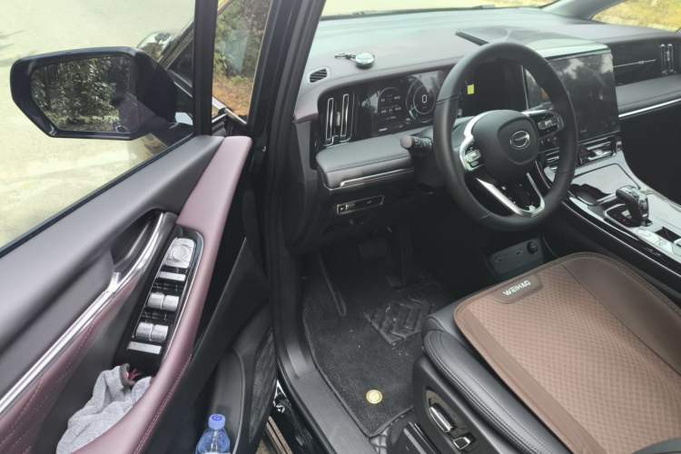 Used GAC Trumpchi M8 2026 Model 2.0T Prestige Edition Driver Seat