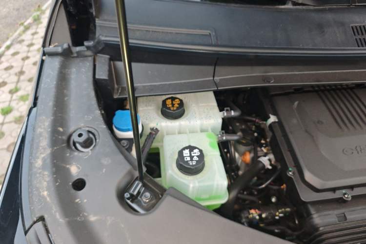 Used GAC Trumpchi M8 2026 Model HEV Supreme Edition Engine Bay Right