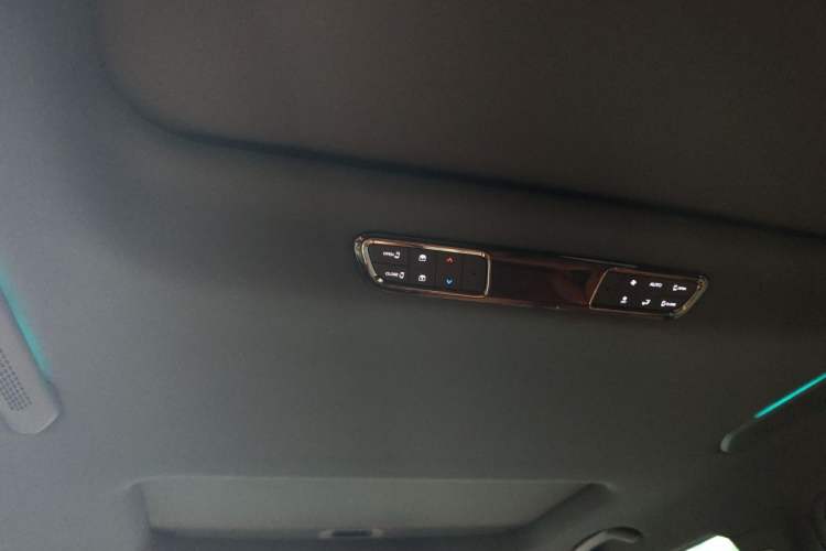 Used GAC Trumpchi M8 2026 Model HEV Supreme Edition Headliner