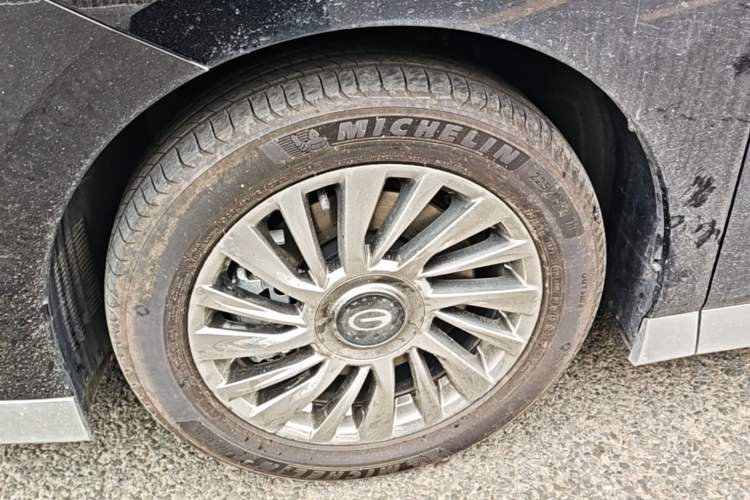 Used GAC Trumpchi M8 2026 Model HEV Supreme Edition Left Front Wheel Hub