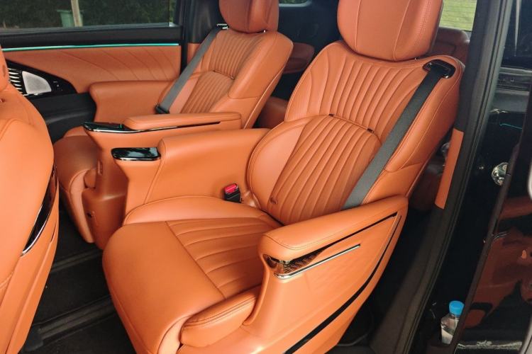Used GAC Trumpchi M8 2026 Model HEV Supreme Edition Left Rear Seat