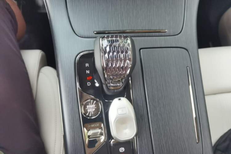 Used GAC Trumpchi M8 2026 Model HEV Supreme Edition Gear Lever