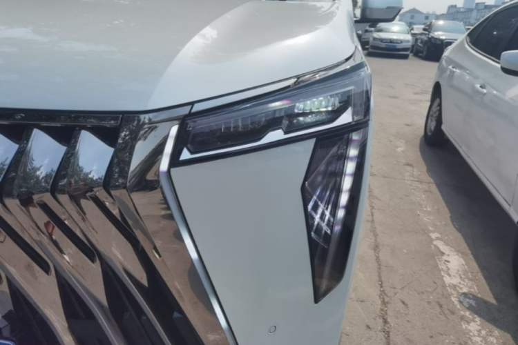Used GAC Trumpchi M8 2026 Model HEV Supreme Edition Left Front Headlight