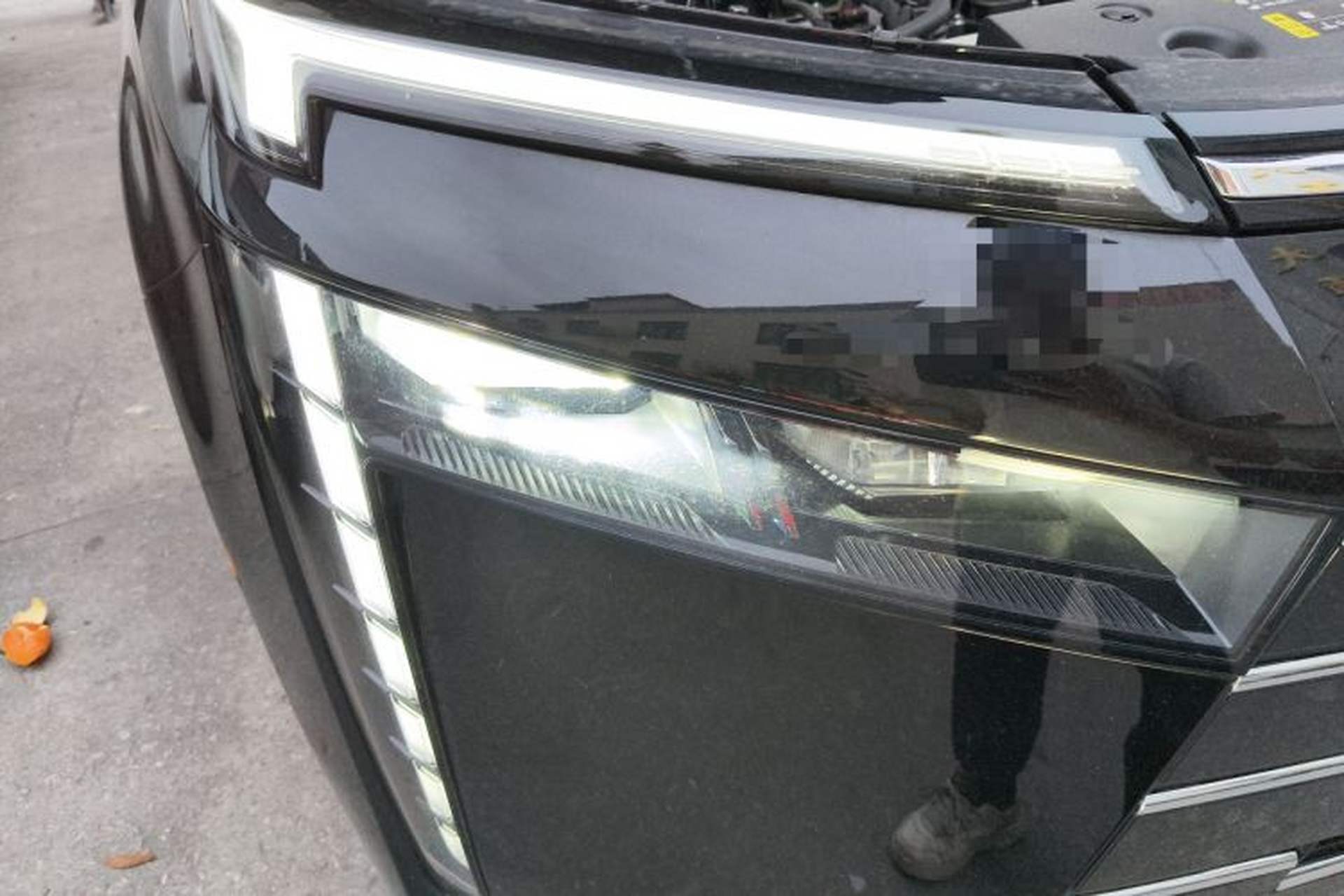 Used GAC Trumpchi E8 2024 Honor Series 2.0L Honor Edition Right Front Headlight