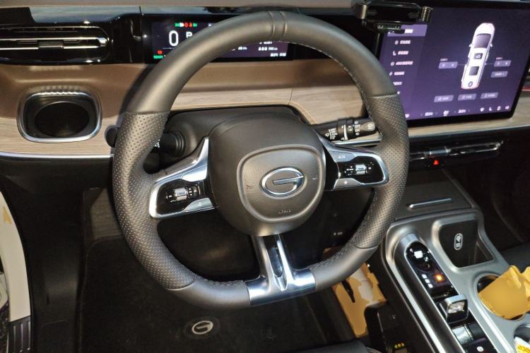 Used GAC Trumpchi E8 2024 Honor Series 2.0L Honor Edition Steering Wheel