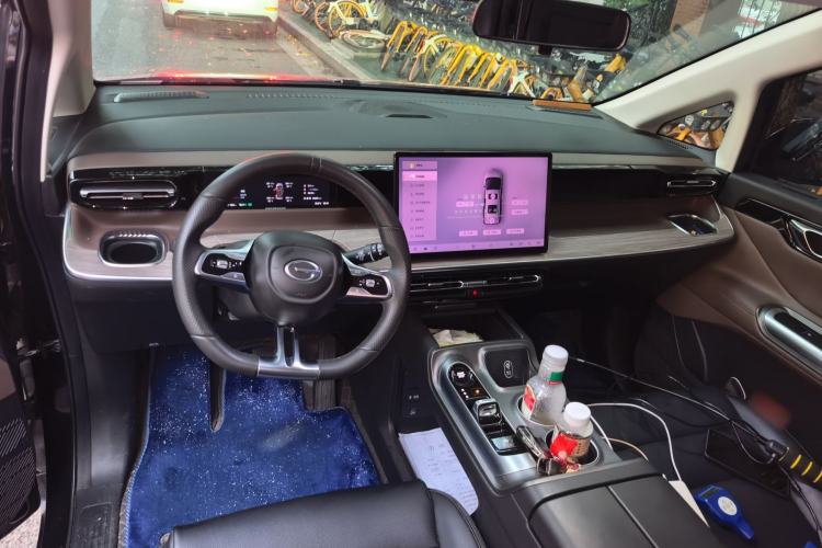 Used GAC Trumpchi E8 2024 Honor Series 2.0L Honor Edition Center Console