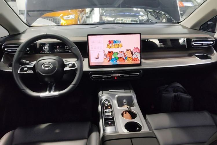 Used GAC Trumpchi E8 2024 Honor Series 2.0L Honor Edition Center Console