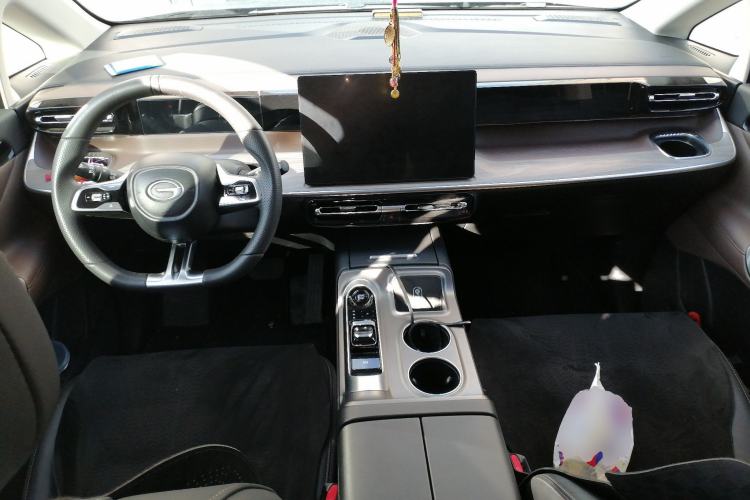 Used GAC Trumpchi E8 2024 Honor Series 2.0L Honor Edition Center Console