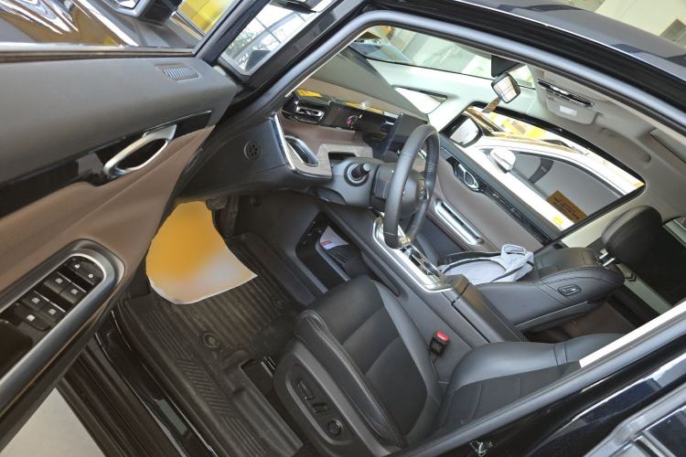 Used GAC Trumpchi E8 2024 Honor Series 2.0L Honor Edition Driver Seat