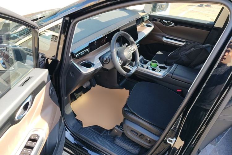 Used GAC Trumpchi E8 2024 Honor Series 2.0L Honor Edition Driver Seat