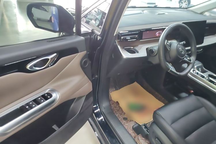 Used GAC Trumpchi E8 2024 Honor Series 2.0L Honor Edition Driver Seat