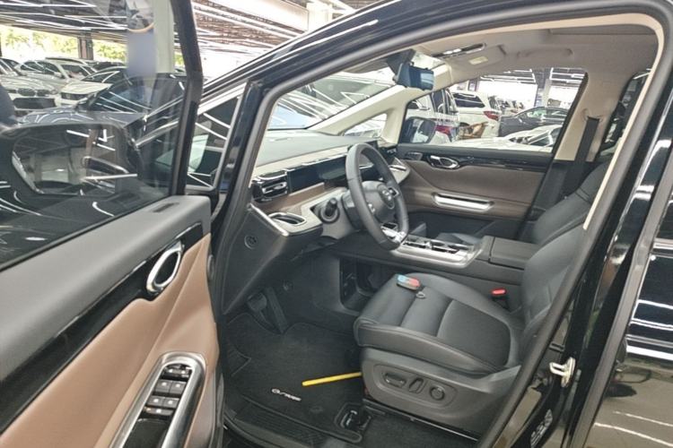 Used GAC Trumpchi E8 2024 Honor Series 2.0L Honor Edition Driver Seat