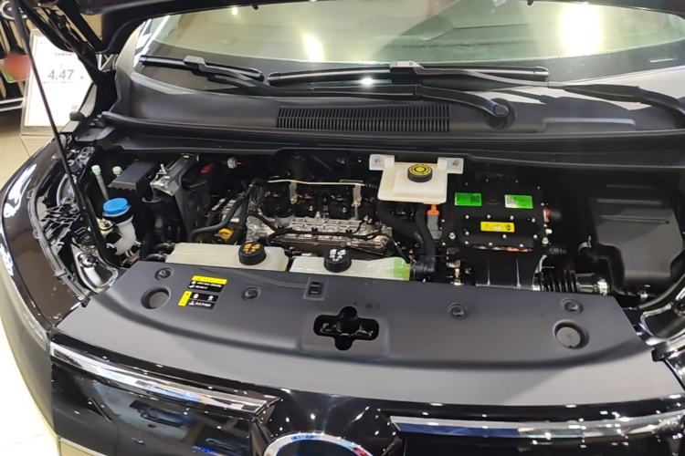 Used GAC Trumpchi E8 2024 Honor Series 2.0L Honor Edition Engine Bay