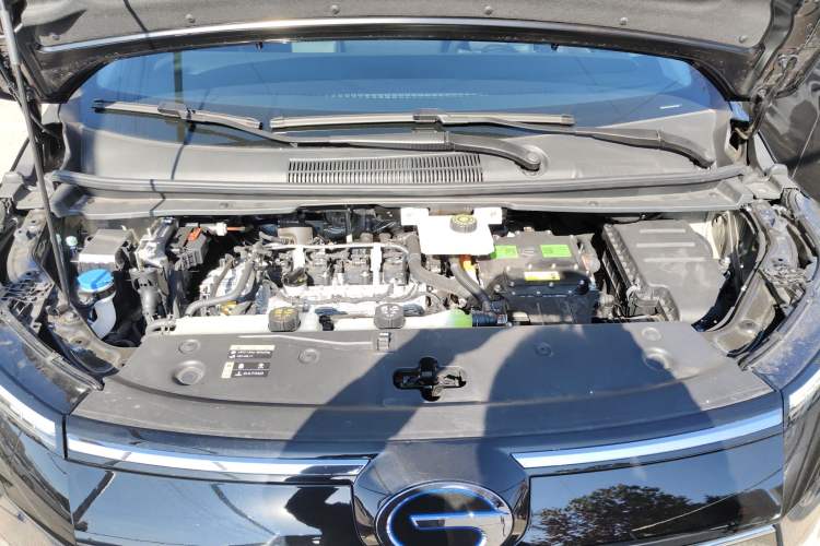 Used GAC Trumpchi E8 2024 Honor Series 2.0L Honor Edition Engine Bay