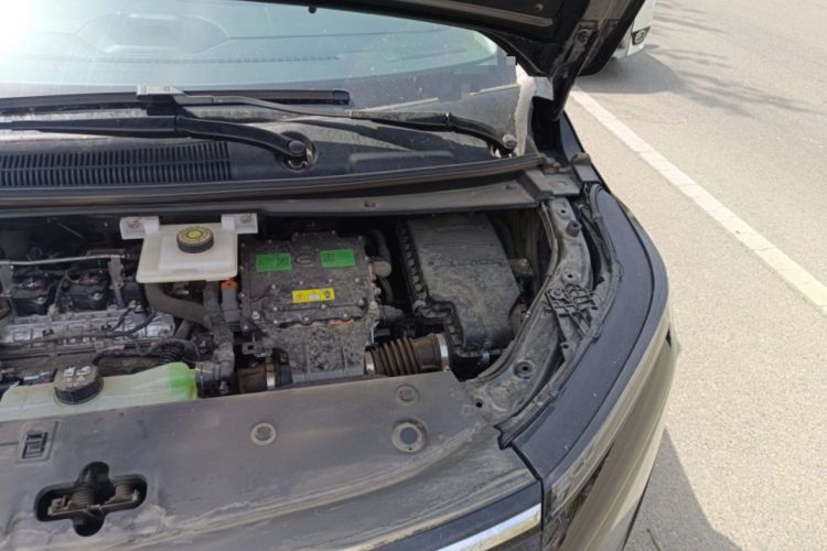 Used GAC Trumpchi E8 2024 Honor Series 2.0L Honor Edition Engine Bay Left