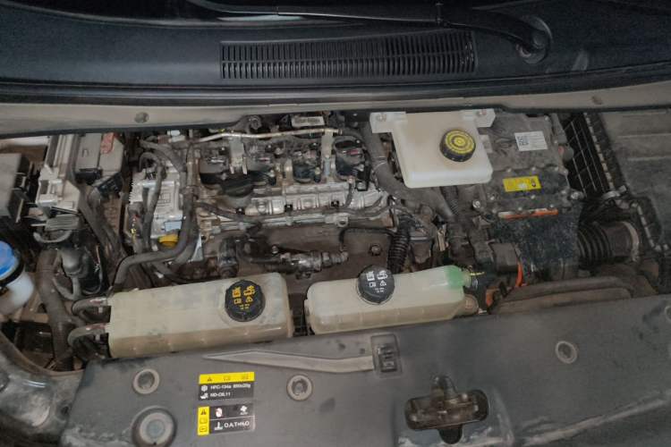 Used GAC Trumpchi E8 2024 Honor Series 2.0L Honor Edition Engine Bay