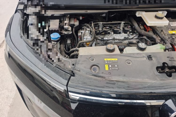 Used GAC Trumpchi E8 2024 Honor Series 2.0L Honor Edition Engine Bay Right
