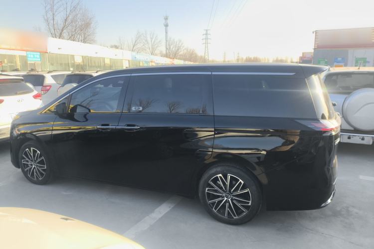 Used GAC Trumpchi E8 2024 Honor Series 2.0L Honor Edition Exterior 3