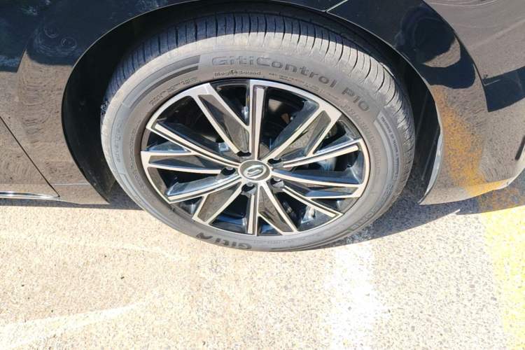 Used GAC Trumpchi E8 2024 Honor Series 2.0L Honor Edition Exterior 4