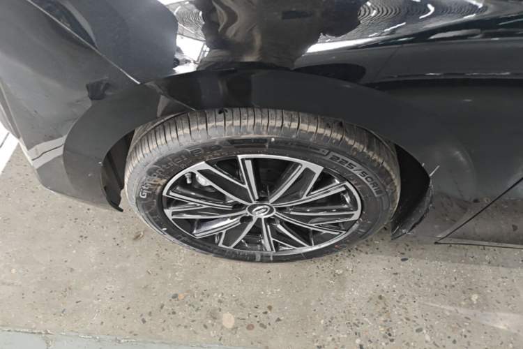 Used GAC Trumpchi E8 2024 Honor Series 2.0L Honor Edition Exterior 4