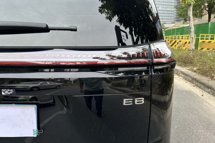 Used GAC Trumpchi E8 2024 Honor Series 2.0L Honor Edition Exterior 6