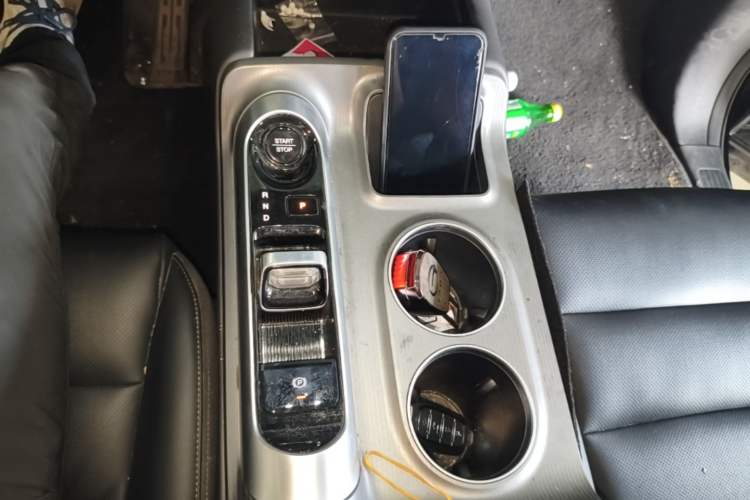 Used GAC Trumpchi E8 2024 Honor Series 2.0L Honor Edition Gear Lever