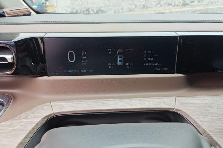 Used GAC Trumpchi E8 2024 Honor Series 2.0L Honor Edition Instrument Cluster