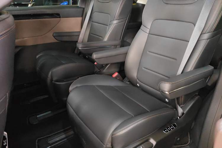 Used GAC Trumpchi E8 2024 Honor Series 2.0L Honor Edition Interior 4