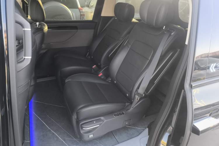 Used GAC Trumpchi E8 2024 Honor Series 2.0L Honor Edition Interior 4
