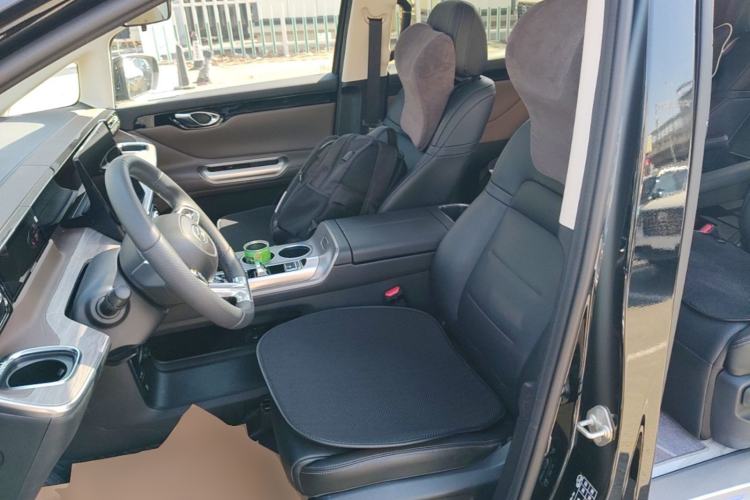 Used GAC Trumpchi E8 2024 Honor Series 2.0L Honor Edition Left Front Seat