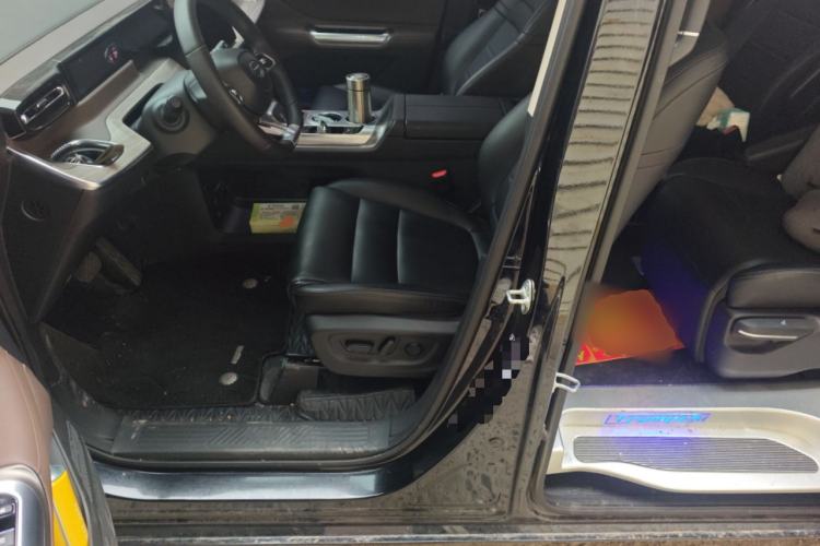 Used GAC Trumpchi E8 2024 Honor Series 2.0L Honor Edition Left Front Seat