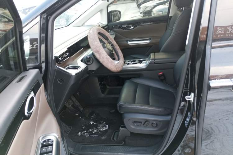 Used GAC Trumpchi E8 2024 Honor Series 2.0L Honor Edition Left Front Seat
