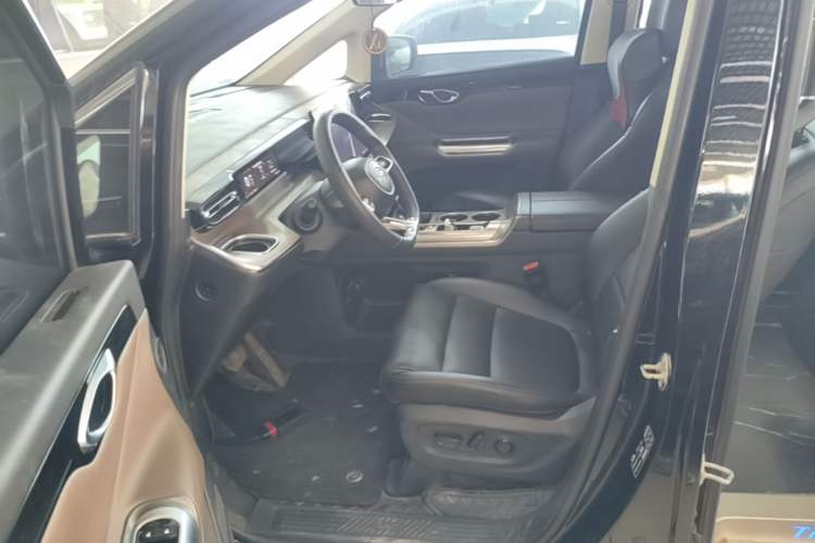Used GAC Trumpchi E8 2024 Honor Series 2.0L Honor Edition Left Front Seat